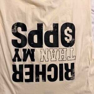 Motion Studios "Richer Than My Opps" Graphic T-Shirt - Cream/Black, Size XL